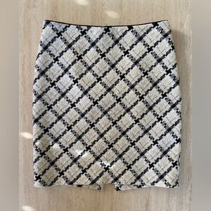 WHITE HOUSE BLACK MARKET WHBM Tweed Pencil Skirt | Black/Gray/Cream | Size 2
